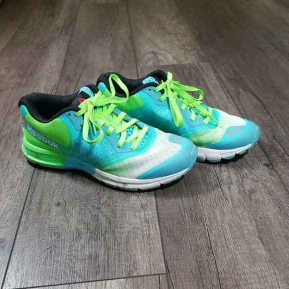 Women's Reebok One Guide Sneakers Size 7 - Picture 2 of 9